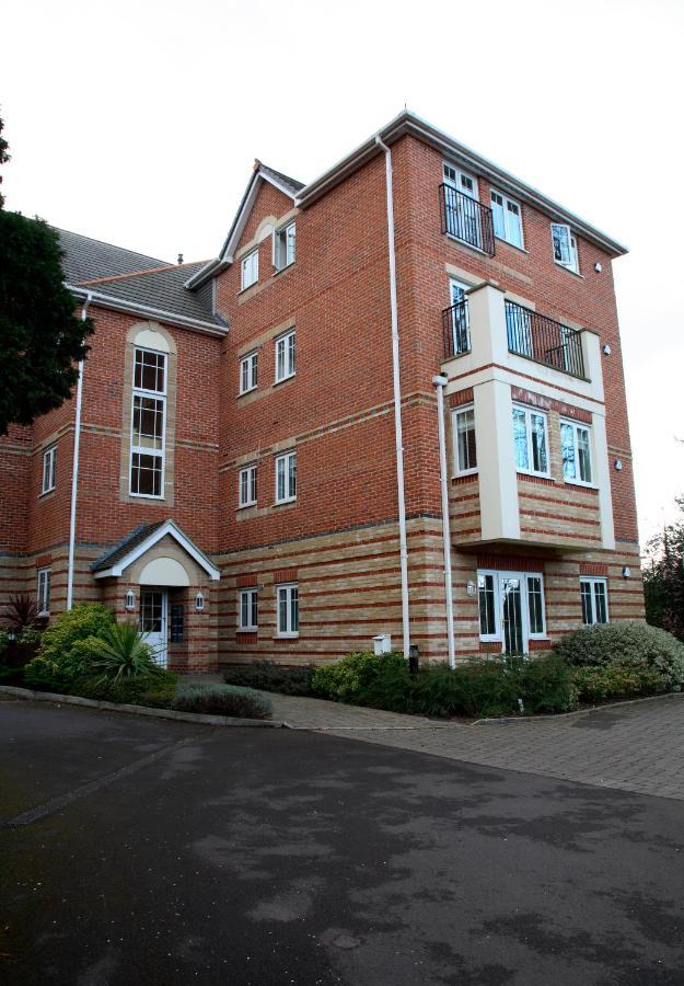 Basingstoke Apartments - Westlands House, City Centre, Home-From-Home Zewnętrze zdjęcie